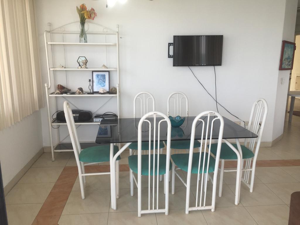 Playa Almendro Resort Tonsupa Bagian luar foto