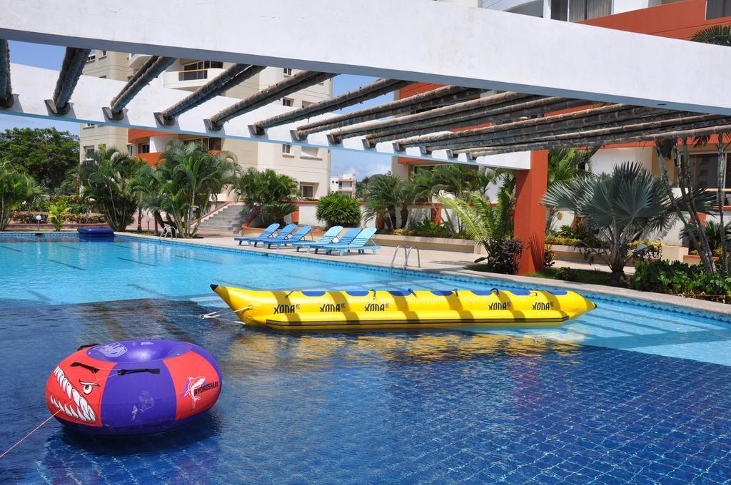 Playa Almendro Resort Tonsupa Bagian luar foto