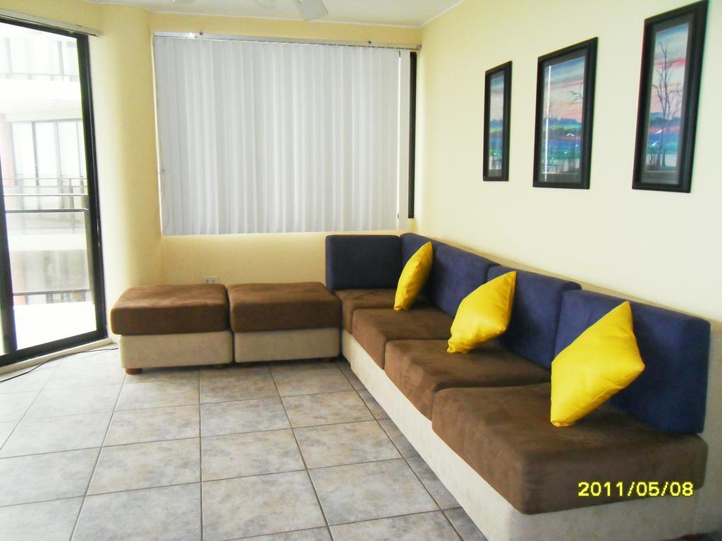 Playa Almendro Resort Tonsupa Bagian luar foto